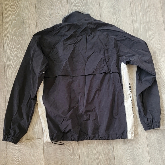 DC Nylon Jacket - Picture 2 of 4